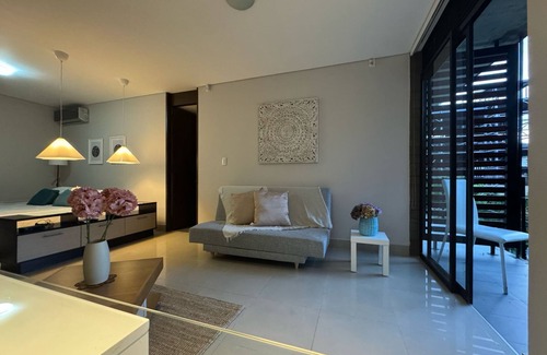 Cali Apartamento | Charming apartment with AC and WiFi in delightful Peñon Neighborhood