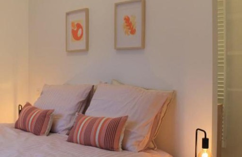 Historisch centrum Apartamento | Charming Apartment with Cathedral View! On the 4th floor