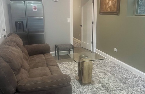 Oakland Apartamento | Charming apartment with AC in vibrant Chicago. A 1-bedroom + a living room