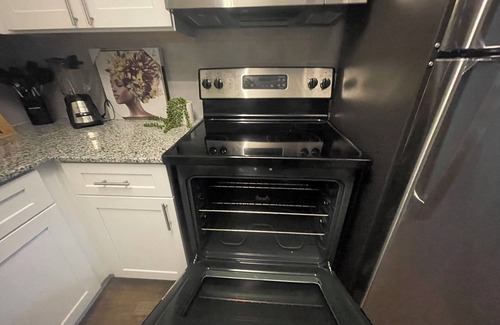 George Bush Park/Eldridge Casa | Charming apartment with AC, laundry and fitness equipment in wonderful Houston