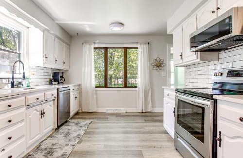 Appleton Casa | Charming Appleton Getaway about 3 Mi to Downtown!