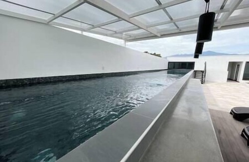Cinco Esquinas Apartamento | Charming Apt w/ Pool+Gym+Co-work