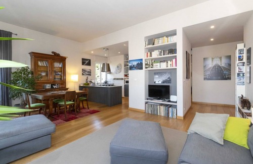 Madonna del Pilone Apartamento | Charming apt with parking!