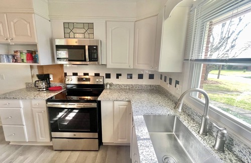 Winston - Salem Casa | Charming Ardmore Home minutes from hospitals/I-40