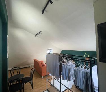 Çagllavicë Apartamento | Charming Attic Loft