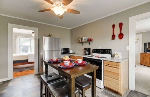 Warm Springs Casa | Charming Bacova Village Cottage Near Lake Moomaw