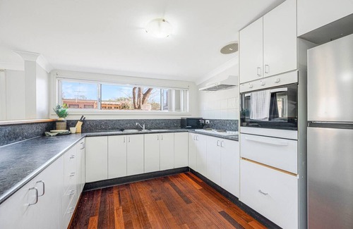 Balmain Casa | Charming Balmain Stay 5 Min to CBD Walk to Woolworths
