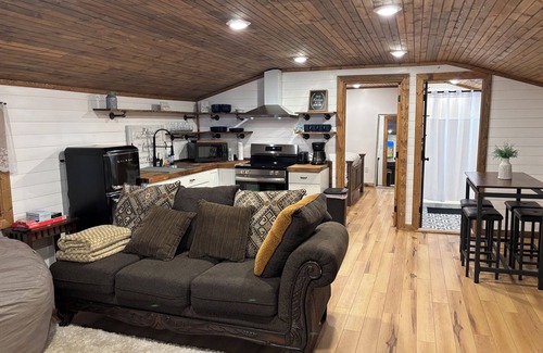 Seymour Casa | Charming barn loft in the Smoky Mountains.