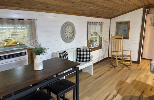 Seymour Casa | Charming barn loft in the Smoky Mountains.