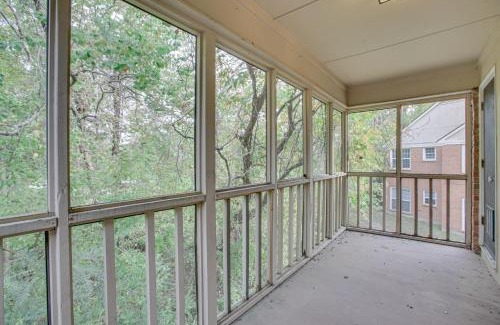 Mid City South Apartamento | Charming Baton Rouge Retreat with Community Pool!