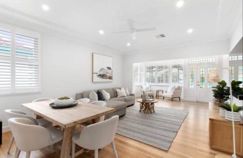 Burraneer Casa | Charming Bayside Home
