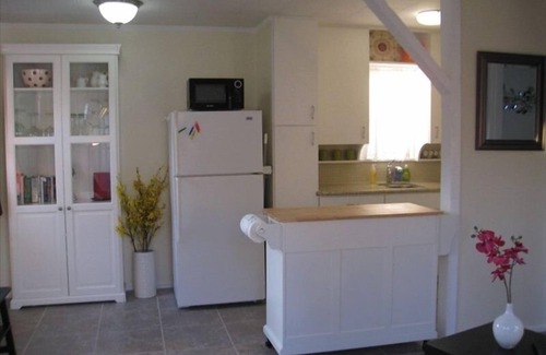 Ocean Beach Cabaña | Charming Beach Cottage-1 cuadra de la playa, Precios