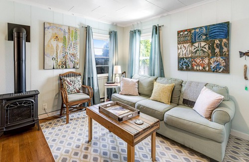 Seaside Cabaña | Charming Beach Cottage w/Deck, Gas Fireplace, Firepit, Free WiFi, Cable, & More