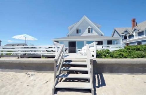Humarock Casa | Encantadora casa frente a la playa en Humarock! Capacidad para 8 personas cómodamente