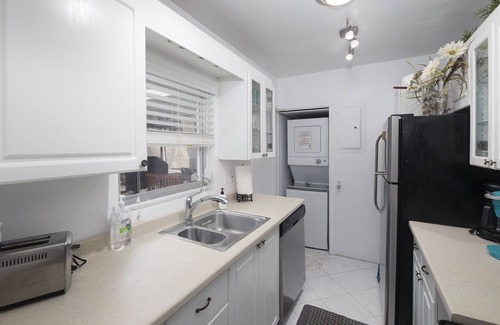 East Fort Lauderdale Villa | Acogedora villa de playa con piscina, a pie de playa en Fort Lauderdale (para 6 personas)