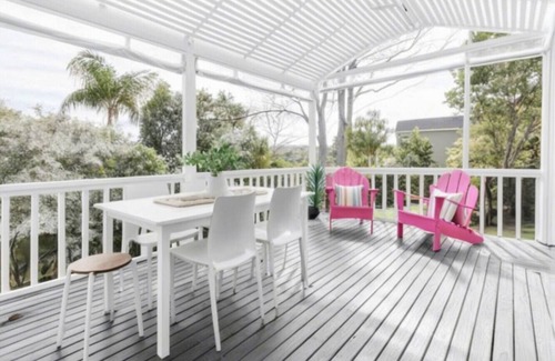 Torbay Casa | Charming Beachside Cottage