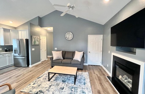 Wilmington Apartamento | Charming, Beautiful, Treetop Loft, Prime Location
