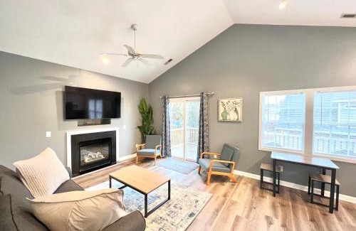 Wilmington Apartamento | Charming, Beautiful, Treetop Loft, Prime Location