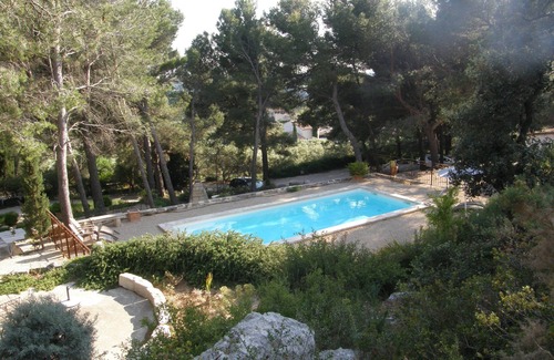 Mouries Casa | Bed and Breakfast con Encanto cerca de BAUX de PROVENCE