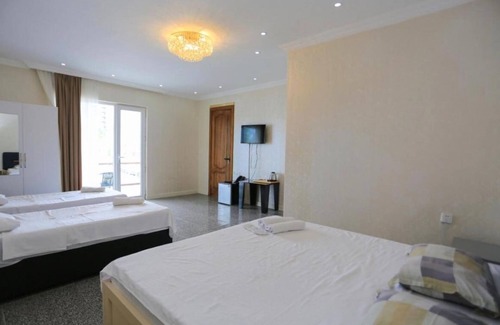 Khelvachauri Cama Y Desayuno | Charming bed & breakfast in fabulous Batumi with WiFi, AC