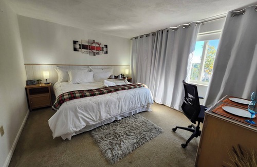 Quincy Cama Y Desayuno | Charming bed & privative bath in Quincy