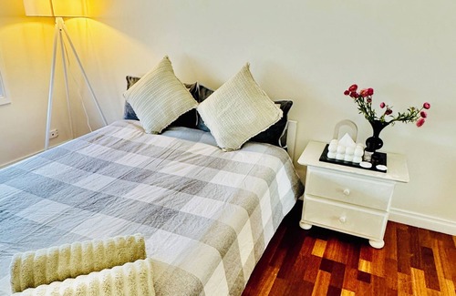 St. Albans Apartamento | Charming bedroom in Saint Albans with WiFi Shared bathroom