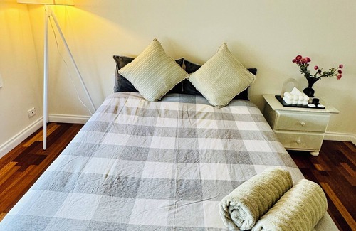 St. Albans Apartamento | Charming bedroom in Saint Albans with WiFi Shared bathroom