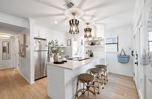 Santa Rosa Beach Casa | Charming Blue Mountain Bungalow in 30A. Walk or Golf Cart down to the sand.