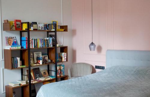 Voru Apartamento | Charming Booklovers' Apartment in Old Town