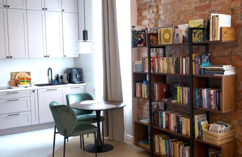 Voru Apartamento | Charming Booklovers' Apartment in Old Town
