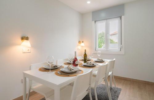 Paranhos Casa | Charming Bright House w/Garden by HostWise