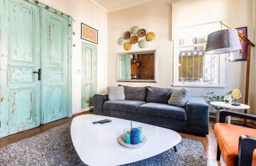 Balat Casa | Charming Bright Rustic 2bd2bath Balat Pad! #349