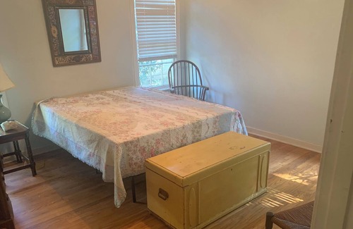 Broadmoor Casa | Charming broadmoor Home 1200 ft.² Three bedroom One bath Non-smoking
