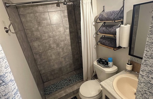 Elmo Casa | Charming building with 1 bedroom and AC, WiFi in superb Kaufman