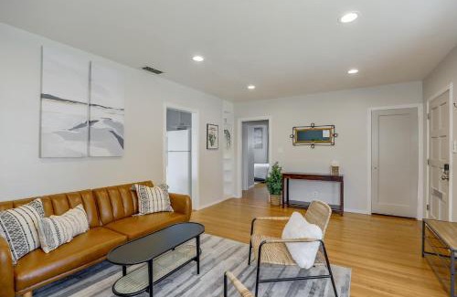 Southeastern Sacramento Casa | Charming Bungalow in Quiet Tahoe Park Neighborhood