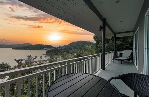 Talat Nuea Casa | Charming bungalow with WiFi and AC in serene Ao Yon Bay , Cape Panwa Phuket