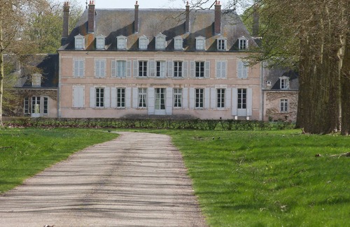 La Chapelle-du-Noyer Casa | Encantadora casa de campo entre Beauce y Perche