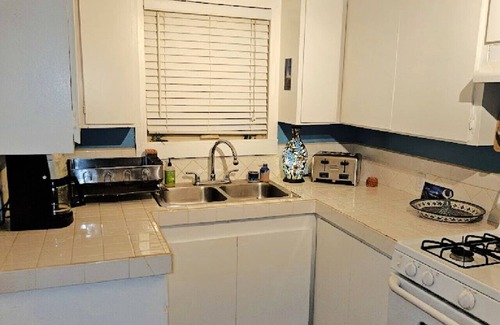 Kings Beach Cabina | Charming Cabin-Easy Access to Skiing-Walk to Beach