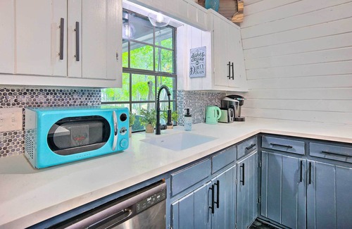 Willis Cabina | Charming Cabin Getaway: Fish, Boat + More!