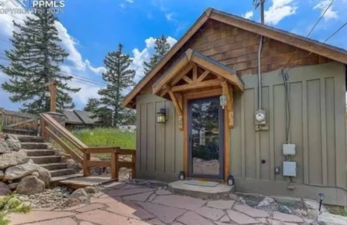 Woodland Park Cabina | Charming cabin in delightful Woodland Park with WiFi