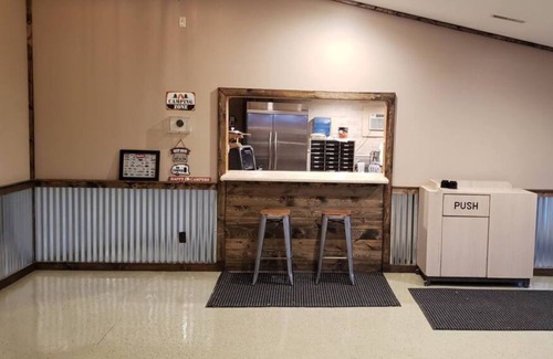 Mason City Cabina | Charming Cabin On The River