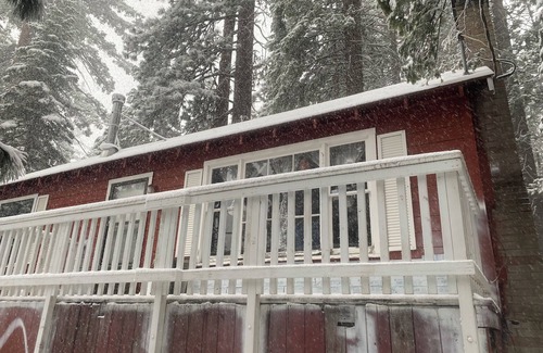 Long Barn Cabina | Charming cabin with WiFi in Long Barn - Perfect for a getaway,