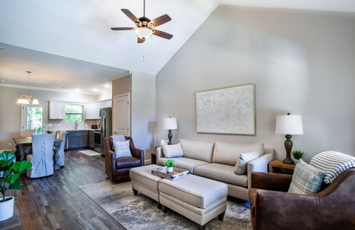 Townsend Condominio | Charming Cades Cove Condo - Community Amenities!