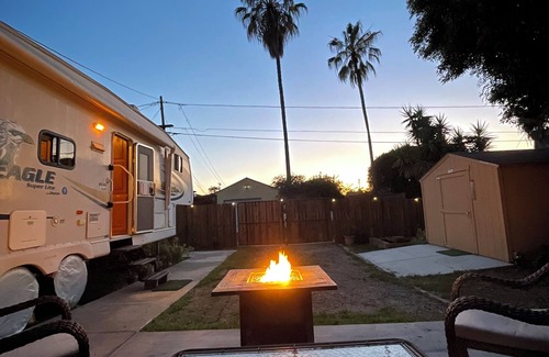 Rolando Park Casa | Acojedor Camper en La Mesa