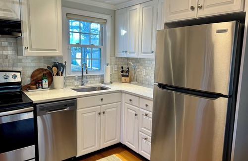 South Yarmouth Casa | Charming Cape house - NEW Central AC, WiFi, laundry, patio, short walk to beach