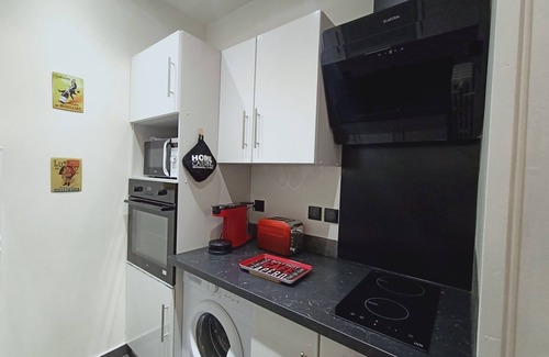 Aix-les-Bains City Center Apartamento | ¡Apartamento acogedor en el centro de Aix-les-Bains con todas las comodidades y WiFi!