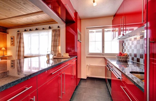 Litziruti Chalet De Esquí | Elegante chalet para vacaciones alpinas en Suiza - Capacidad para 10, 6 o 4 personas