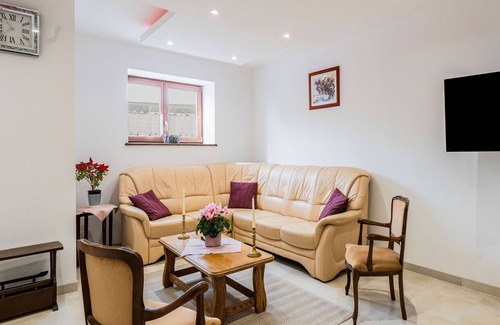 Beauraing Cabaña | Encantador chalet en Beauraing con jardín vallado