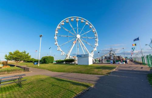 Oulton Broad Chalet De Esquí | Charming Chalet On A Fantastic Holiday Park In Lowestoft Ref 12077B