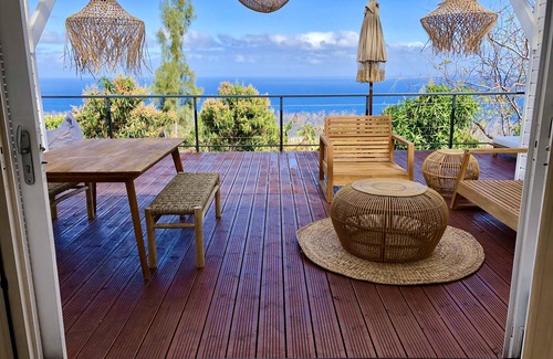 Saint-Leu Casa | Charming chalet with large terrace and breathtaking sea view